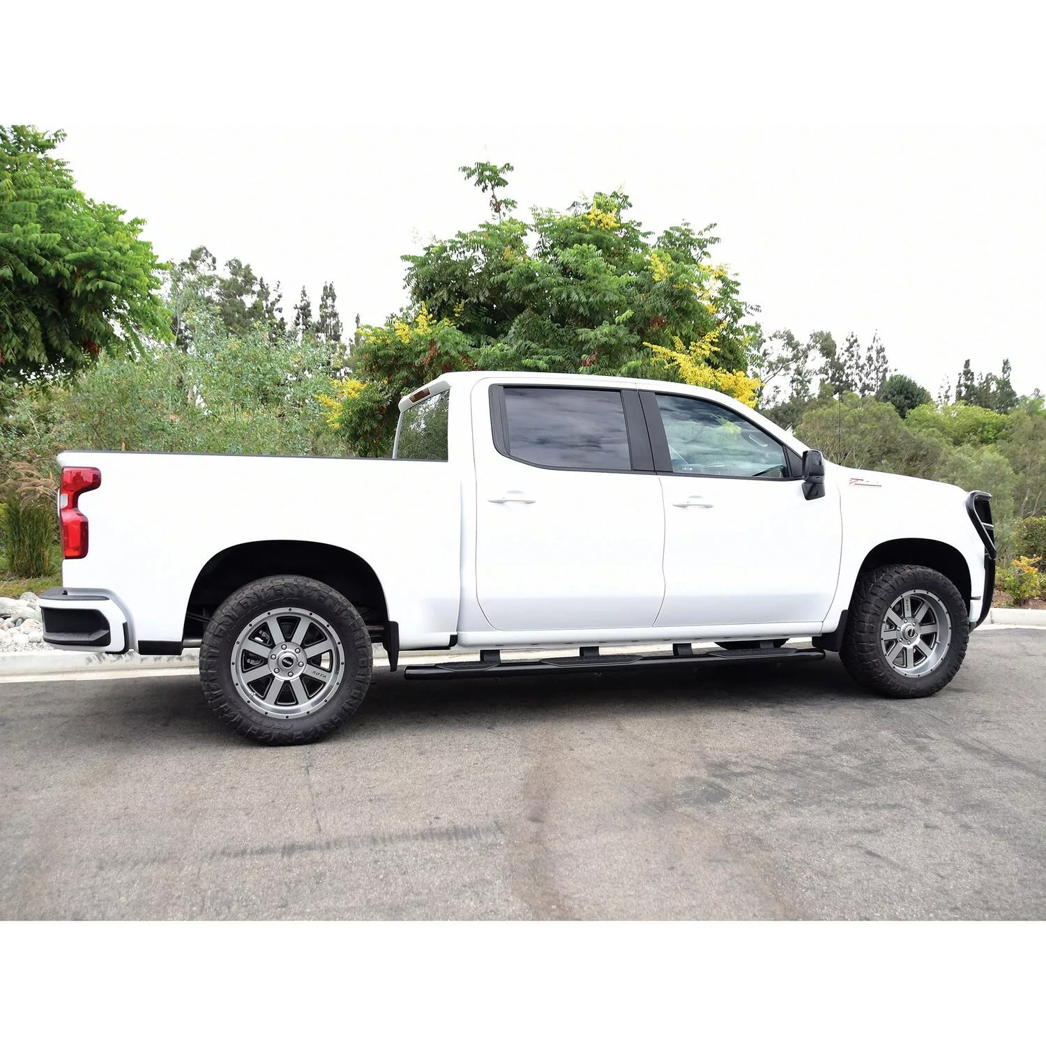 Westin PRO TRAXX 5 Oval W2W Nerf Step Bars