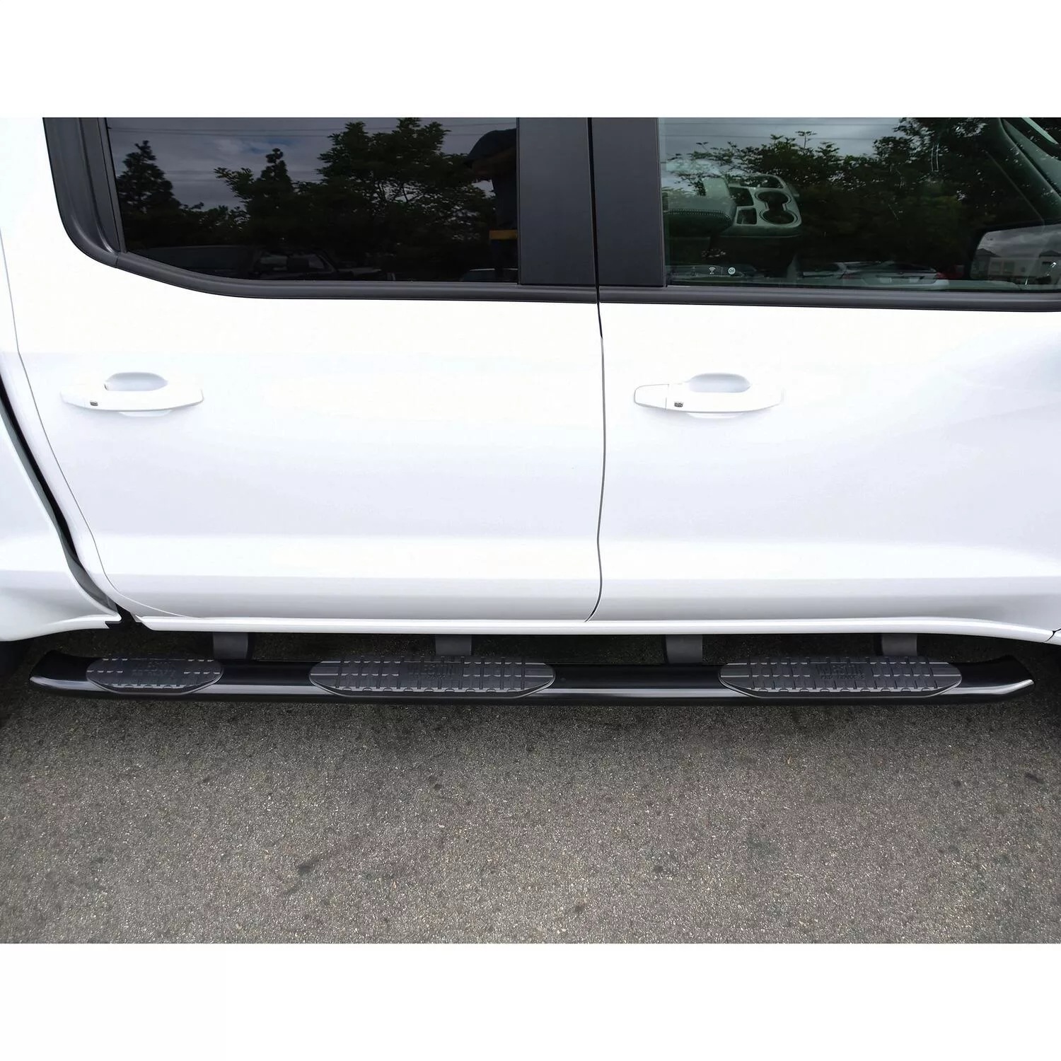 Westin PRO TRAXX 5 Oval W2W Nerf Step Bars