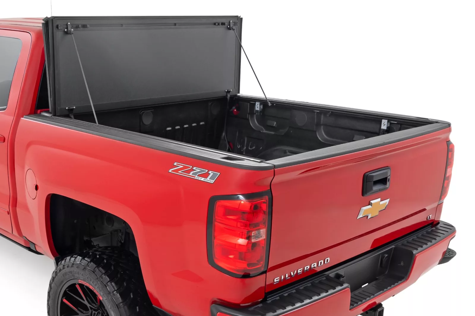 Hard Tri-Fold Flip Up Bed Cover – 5’9″ Bed – Chevy/GMC 1500 (14-18 & Classic)