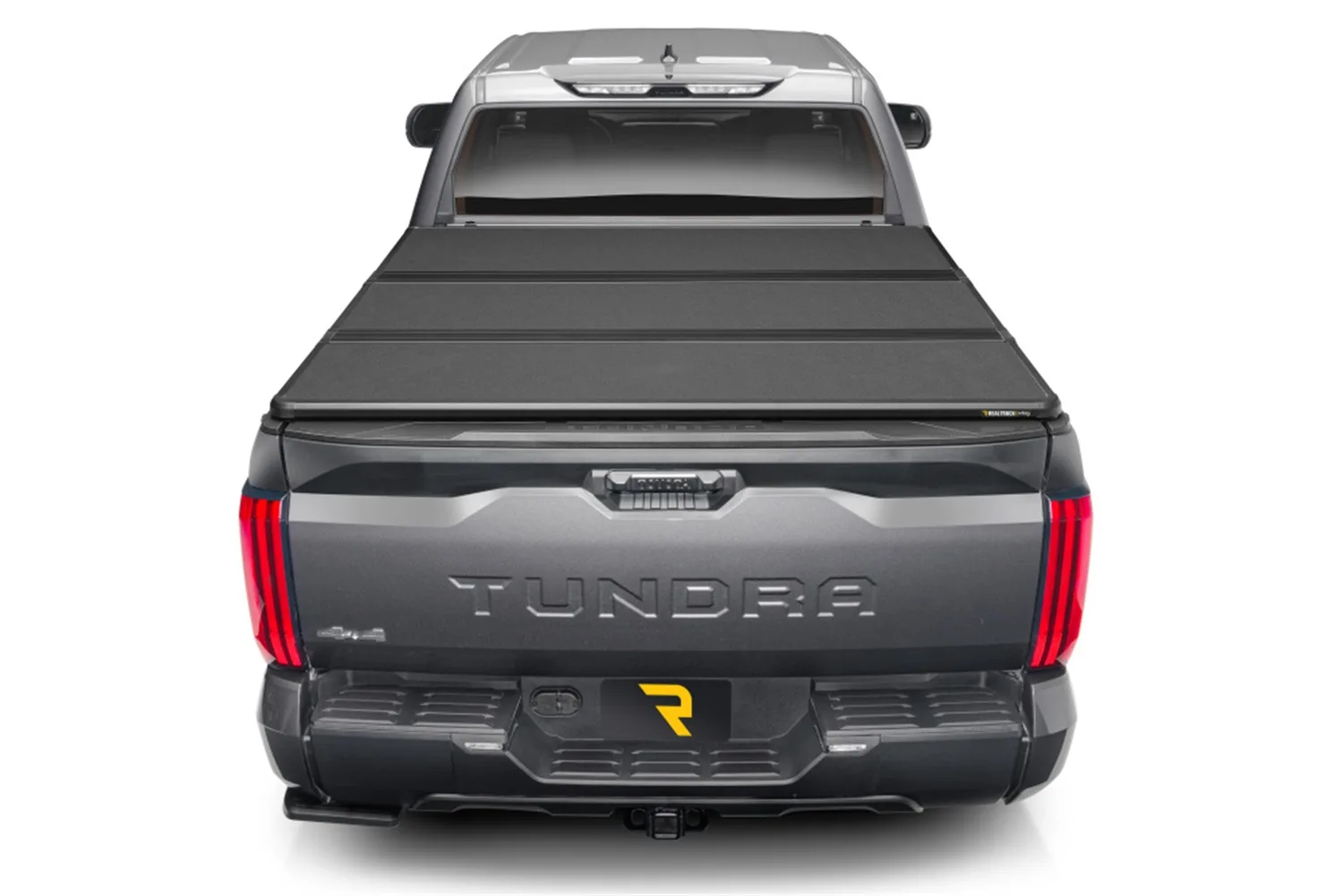 BBQL-EX_SolidFoldALX_22Tundra_Closed_Rear_01_RT
