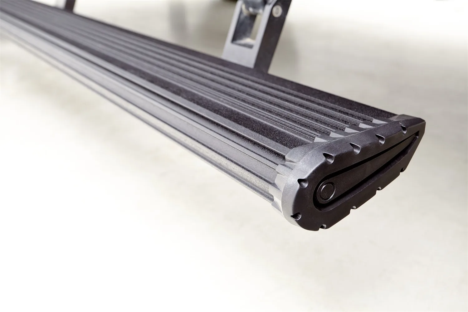 PowerStep Xtreme Running Board - 18-25 Jeep Wrangler JL, 4-Door