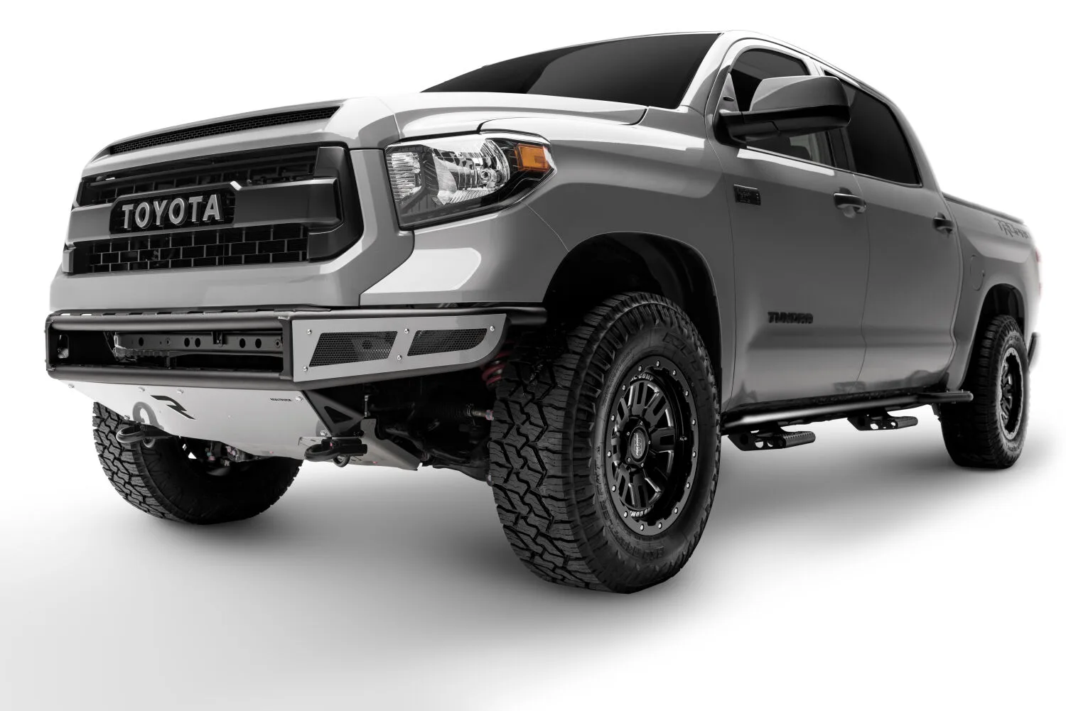 BKES-NFBn-fab-m-rds-front-bumper-2017-toyota-tundra-gray-studio-04