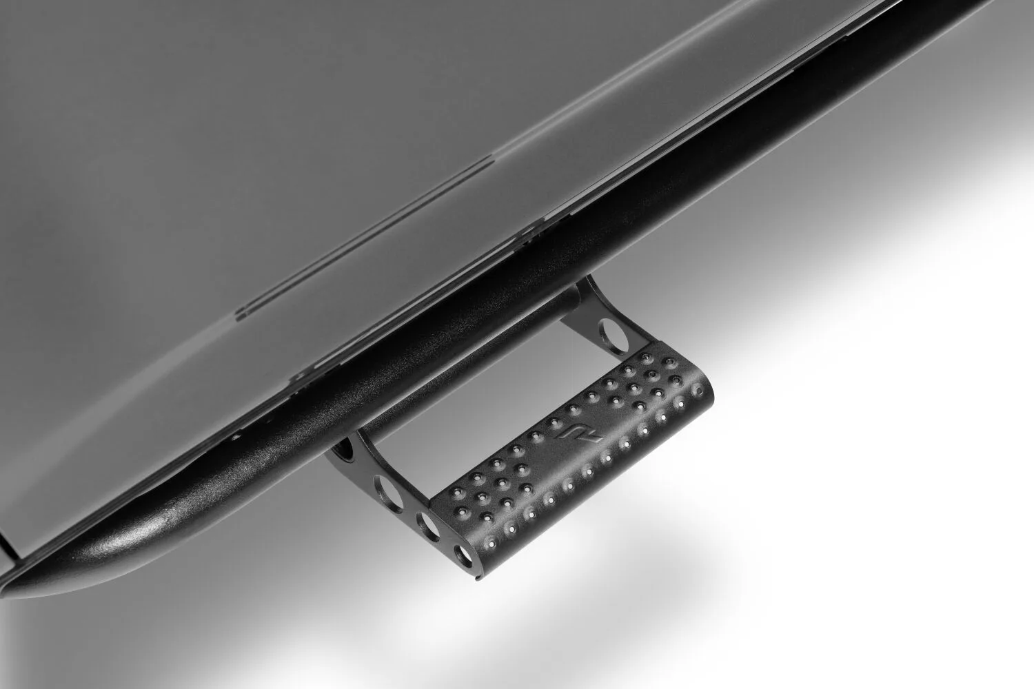 BKES-NFBn-fab-rkr-rails-2019-toyota-4-runner-gray-studio-03