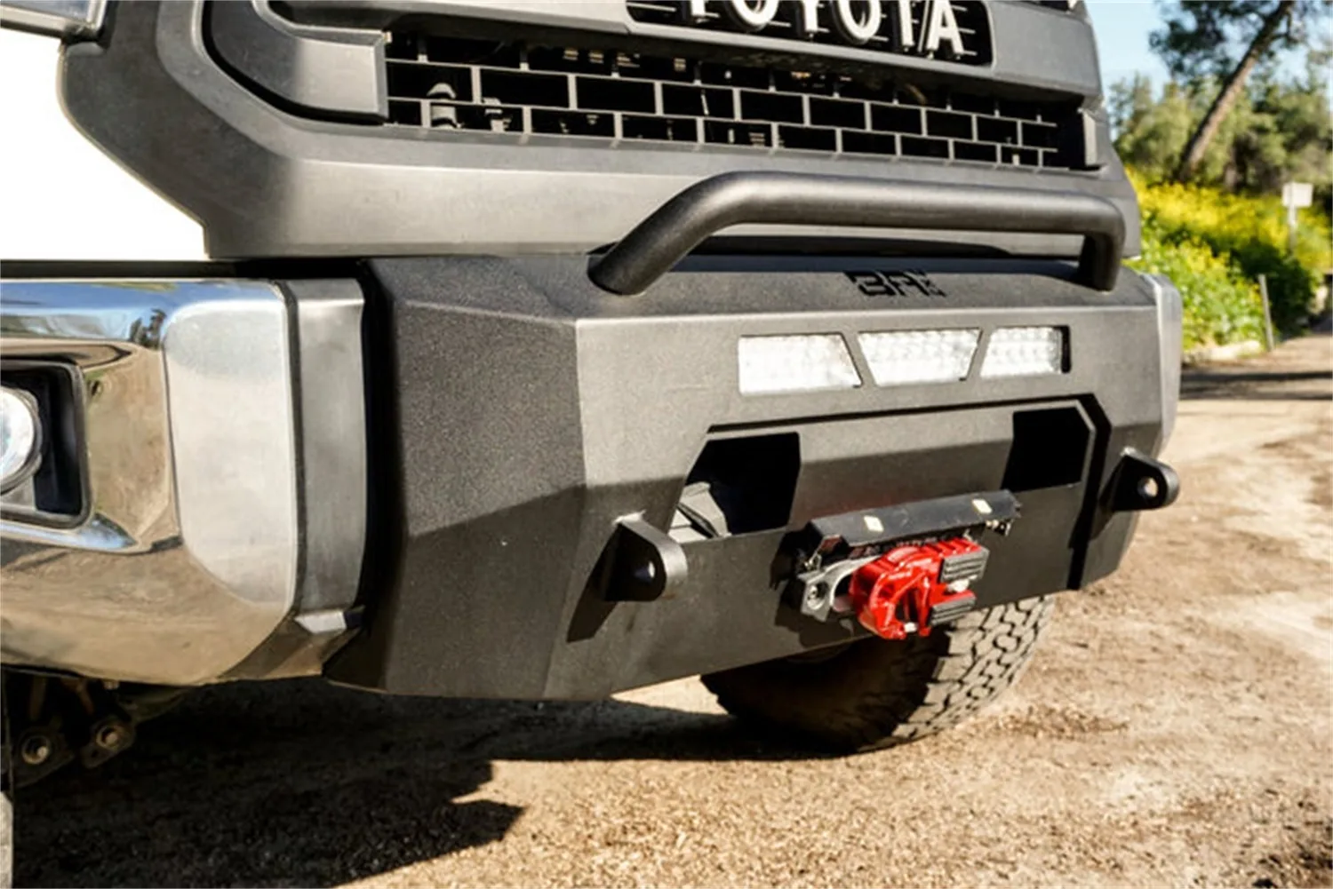BKKM-2023_Toyota_Tundra_Hiline_Shoot-3