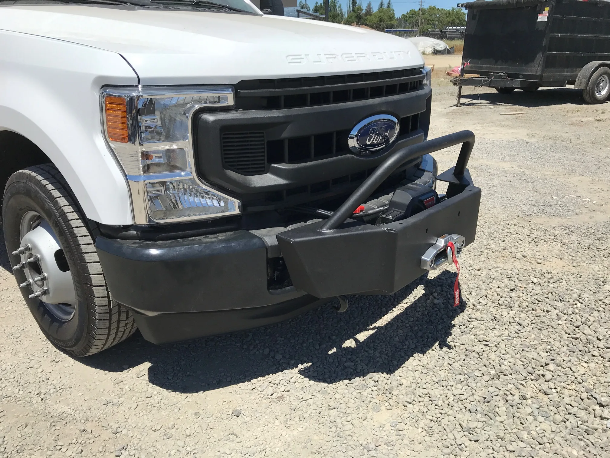 front tow hitch attached to ford truck